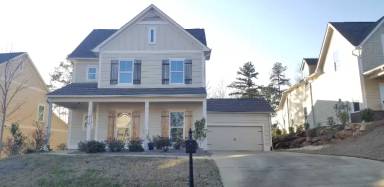 Main picture of 410 Lake Ridge Dr