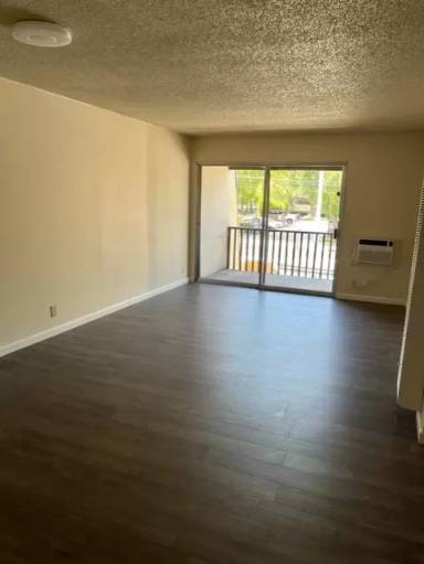 Main picture of 1600 Laguna St