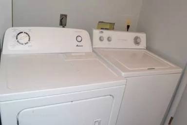 Main picture of 1422 Harry Rd