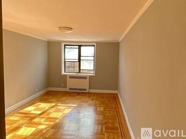 Main picture of 1901 Avenue N