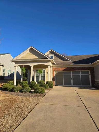 Main picture of 1121 Flat Rock St