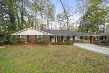 Main picture of 253 Valley Ridge Dr