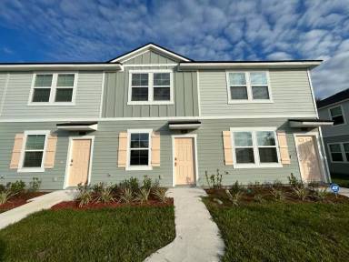 Main picture of 96 Whispering Brook Dr