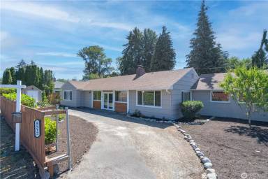 Main picture of 5512 108th St SW