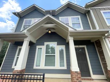 Main picture of 125 Hobson Ave