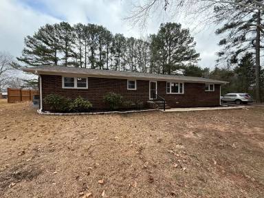 Main picture of 204 Orchard Ln