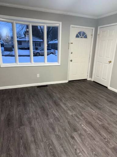 Main picture of 2730 Dorothy Ave NE