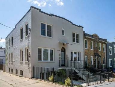 Main picture of 1149 Owen Pl NE