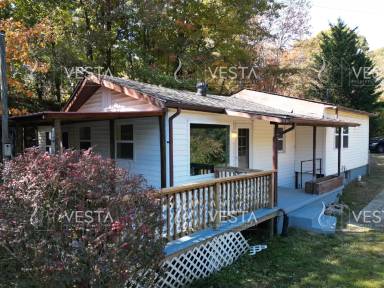 Main picture of 78 Old Oak Hill Rd