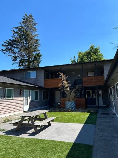 Main picture of 7605 S C St