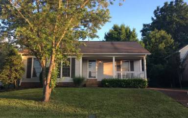 Main picture of 5136 Village Trce