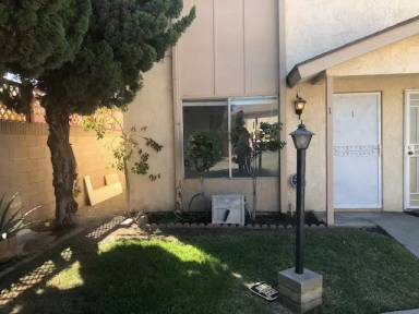 Main picture of 15927 Santa Ana Ave