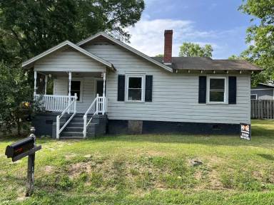 Main picture of 108 Harris Ave
