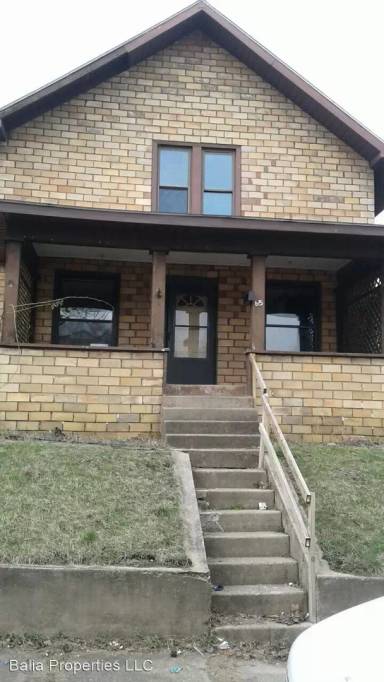 Main picture of 65 Bowers Ave