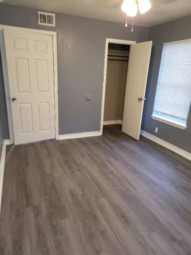 Main picture of 901 Sissom Rd