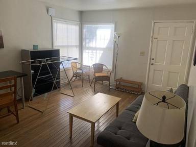 Main picture of 2407 Milvia St