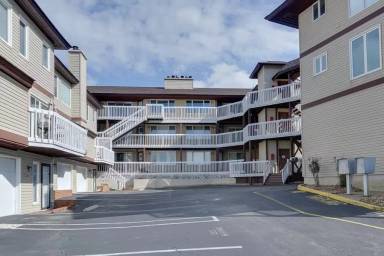 Main picture of 2228 Vista Cir