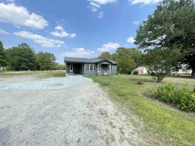 Main picture of 1239 Brogden Rd