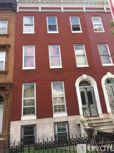 Main picture of 1325 W Fayette St