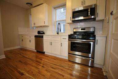 Main picture of 4830 N Drake Ave