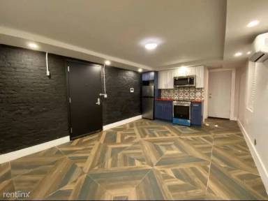 Main picture of 739 Garfield Ave