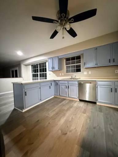 Main picture of 8351 Country Oaks Sta