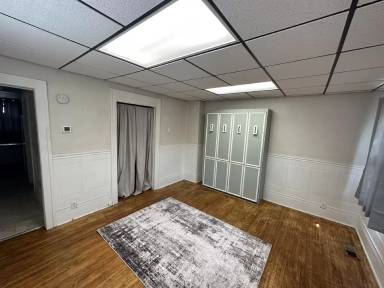 Main picture of 240 7th Avenue - 633