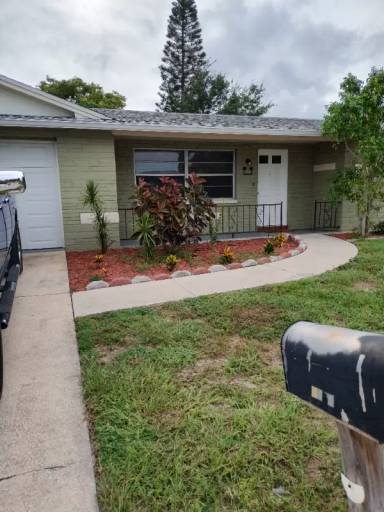 Main picture of 9425 Saint Regis Ln