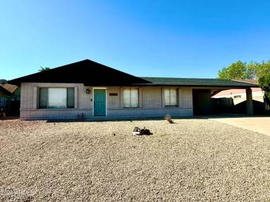 Main picture of 3635 E Bloomfield Rd