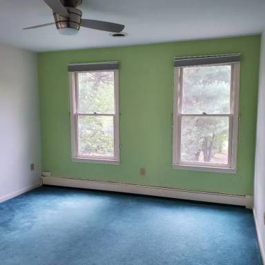 Main picture of 6 Kendall Dr
