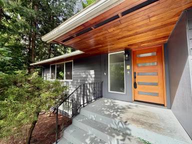Main picture of 17843 6th Ave NW