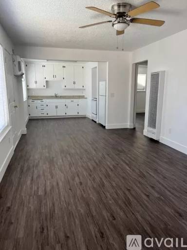 Main picture of 668 Cooper Ave
