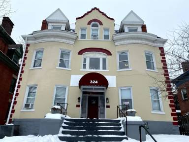 Main picture of 324 S Negley Ave