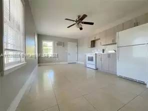 Main picture of 630 NW 77th Way