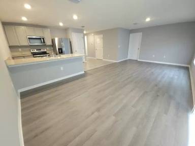 Main picture of 8792 SW 49th Cir