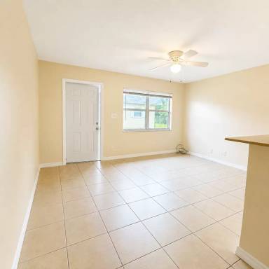 Main picture of 5647 6th Ave