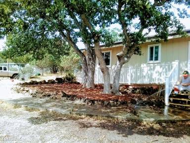 Main picture of 12901 Ponderosa St