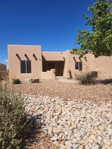 Main picture of 2471 Conchas Ln