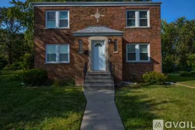 Main picture of 55 Parkside Ave