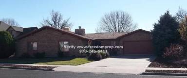 Main picture of 2325 S Seville Cir