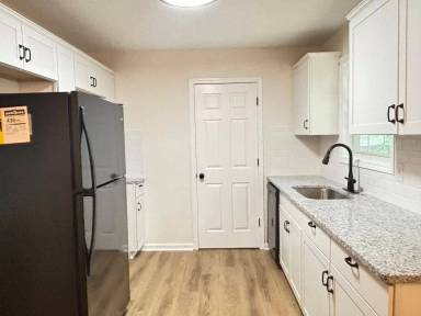 Main picture of 235 Clyde Cole Rd