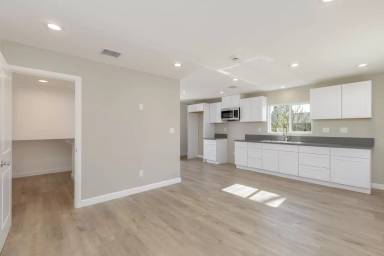 Main picture of 13822 Lexicon Ave