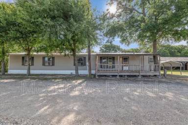 Main picture of 811 Winchester Dr