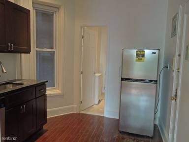 Main picture of 732 Washington Ave