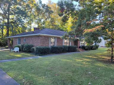 Main picture of 2303 Sparre Dr