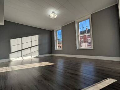 Main picture of 9 Cataract St