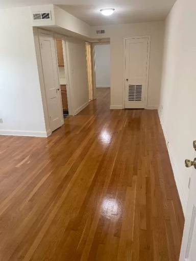 Main picture of 1520 N Longfellow St