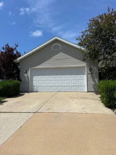 Main picture of 1456 Kingsley Dr