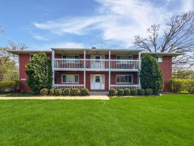 Main picture of 1904 N Seminary Ave
