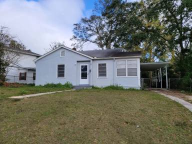 Main picture of 267 Chestnut St